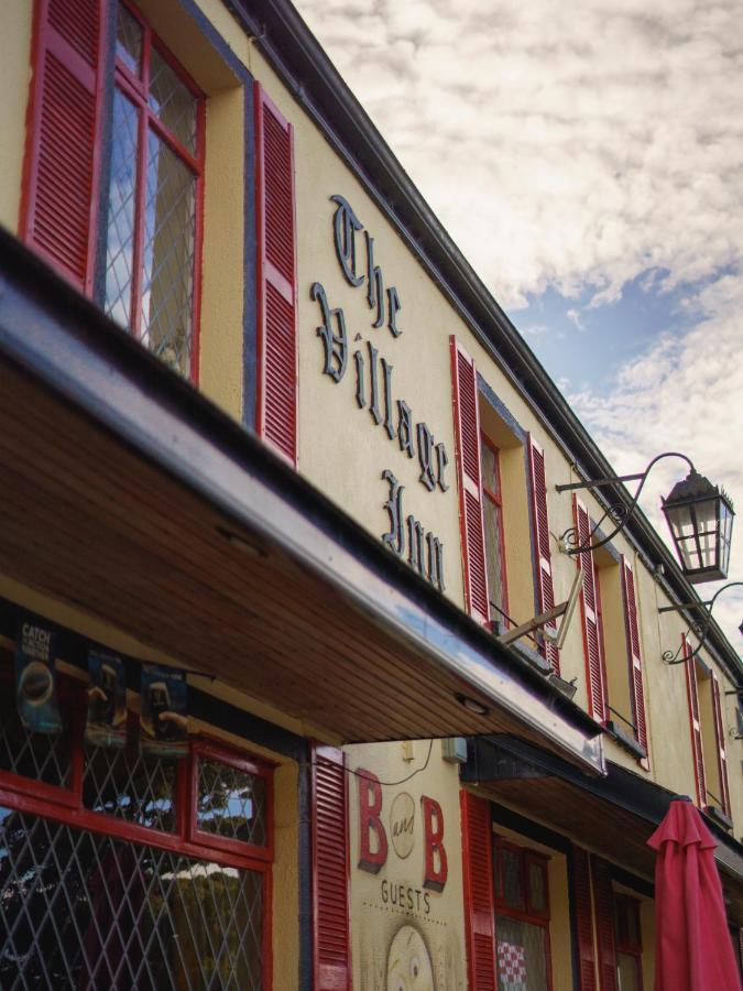 The Village Inn Bohola Екстериор снимка